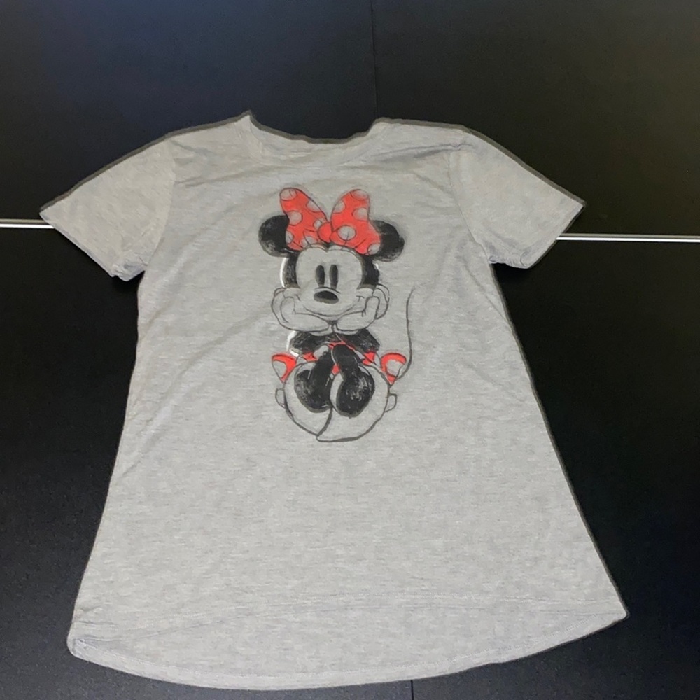Grey tee shirt with Minnie Mouse graphic